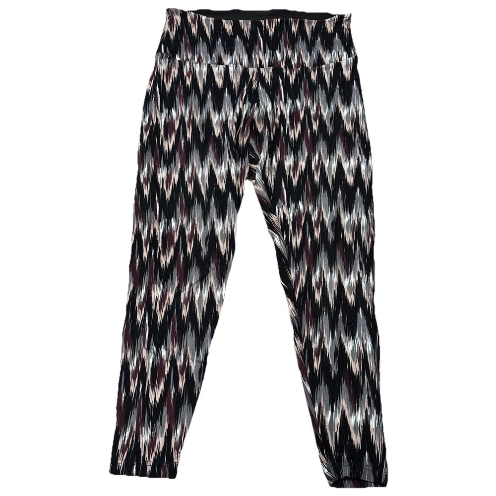 French Laundry Womens 1X Leggings Black Purple Gray Chevron Pattern Stretch